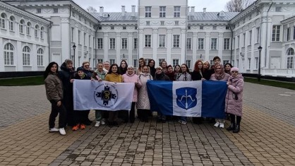 Величественное путешествие: медики Брестской ЦГБ посетили дворец Булгаков